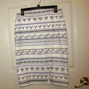 WHBM Size 4 Pattern Skirt